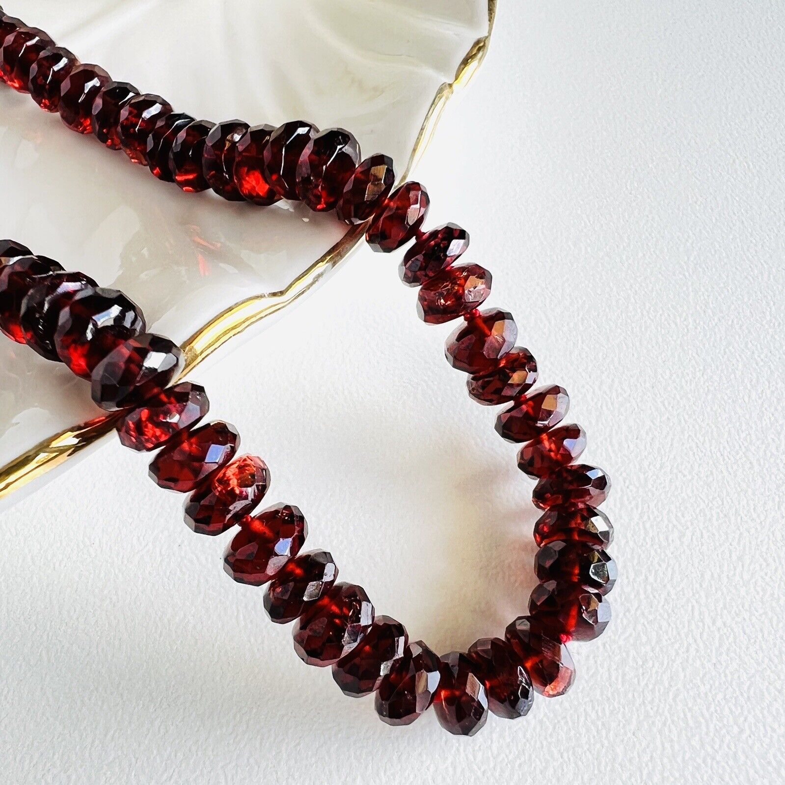 Genuine Almandine Garnet (155ct) Solid 14k Yellow Gold Beaded Necklace, New 16"